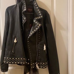 Vigoss leather studded jacket.🖤